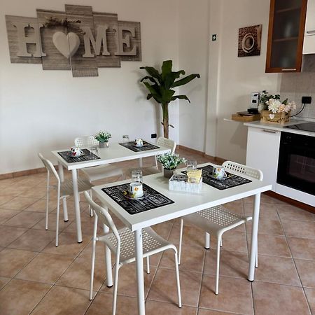 Guest House La Casaccia Φιουμιτσίνο Εξωτερικό φωτογραφία